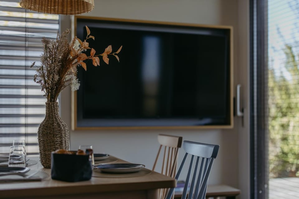 TV and multimedia, Dining area, Evening entertainment