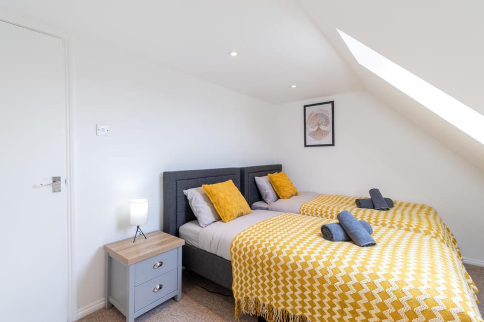 Open Mind Property - Cosy Apartment with 7 Beds Apartment in Bognor Regis