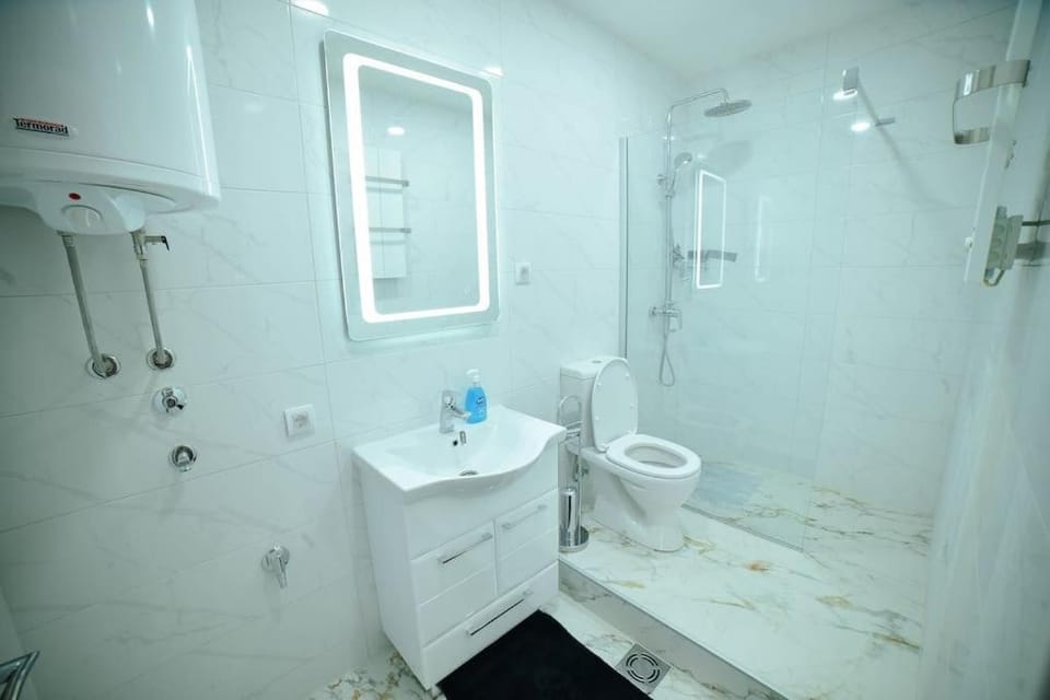 Shower, Toilet, Bathroom