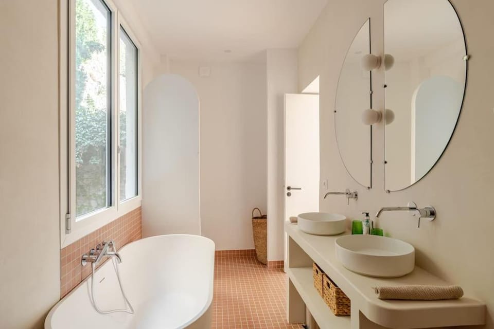 Toilet, Bathroom, Bath