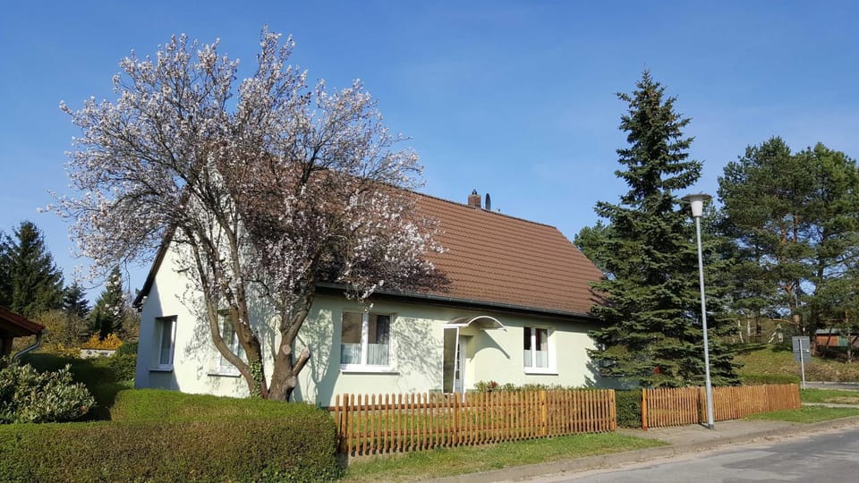 Schnuckelige Ferienwohnung mitten in der Seenplatte Apartment in Mecklenburgische Seenplatte