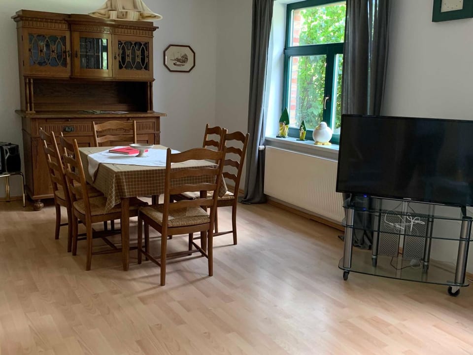 Gemütliches Ferienhaus in Barlin, unweit Dargun Apartment in Mecklenburgische Seenplatte