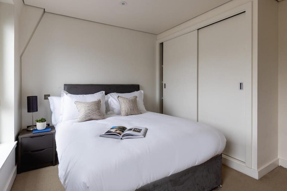 Bed, Bedroom, wardrobe