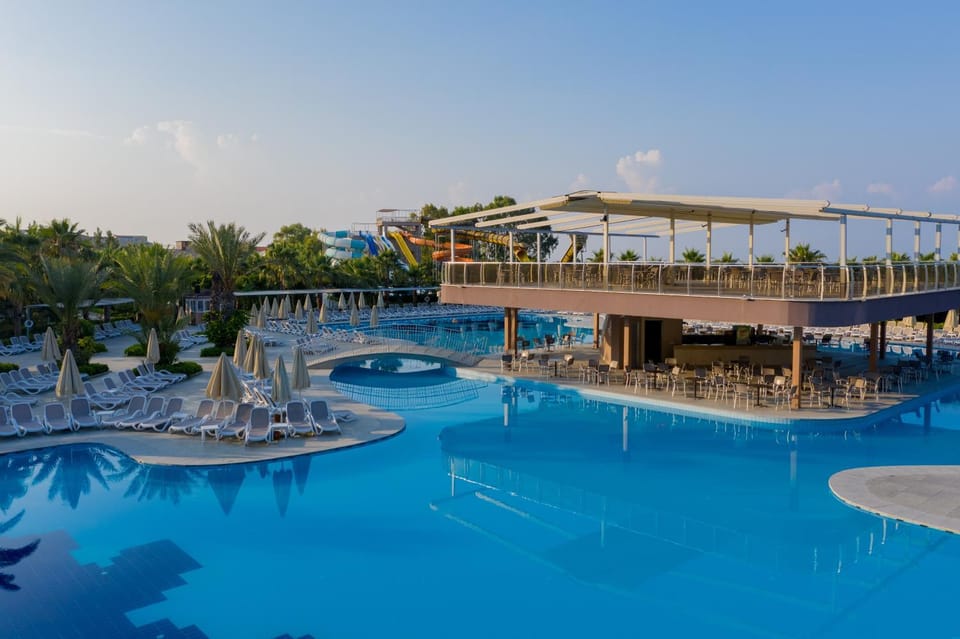 Pool view, Swimming pool