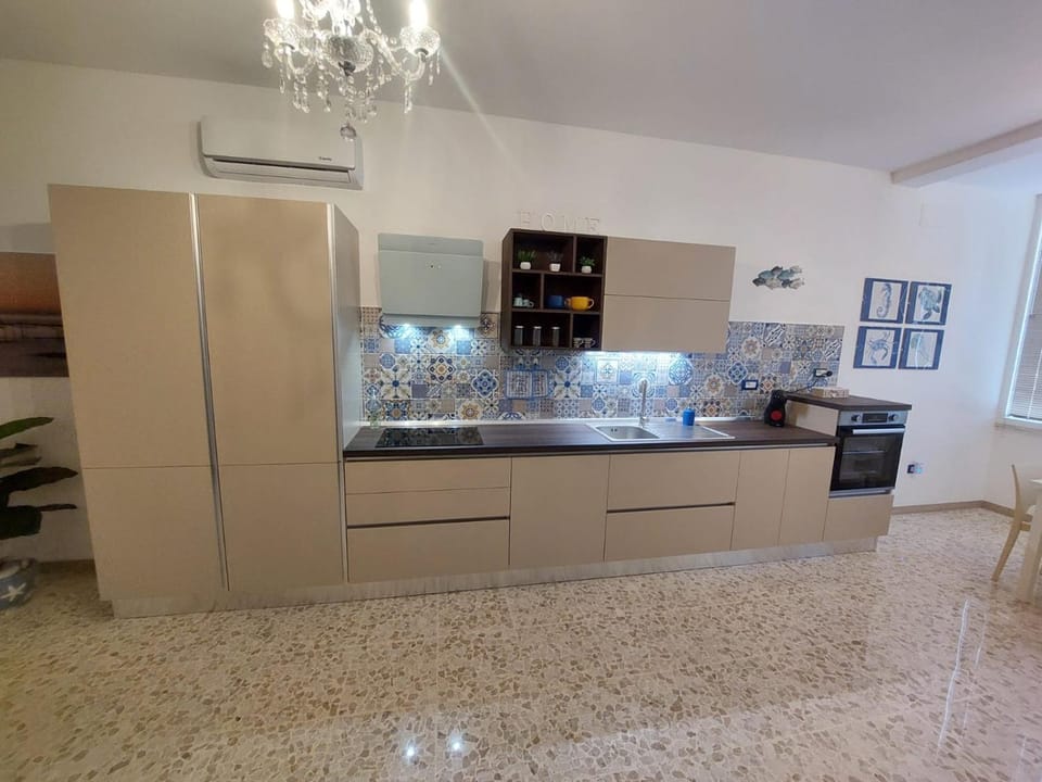 Kitchen or kitchenette, oven, stove