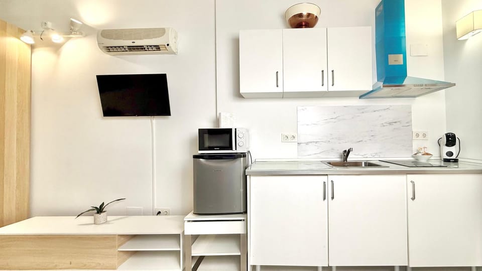 TV and multimedia, Kitchen or kitchenette