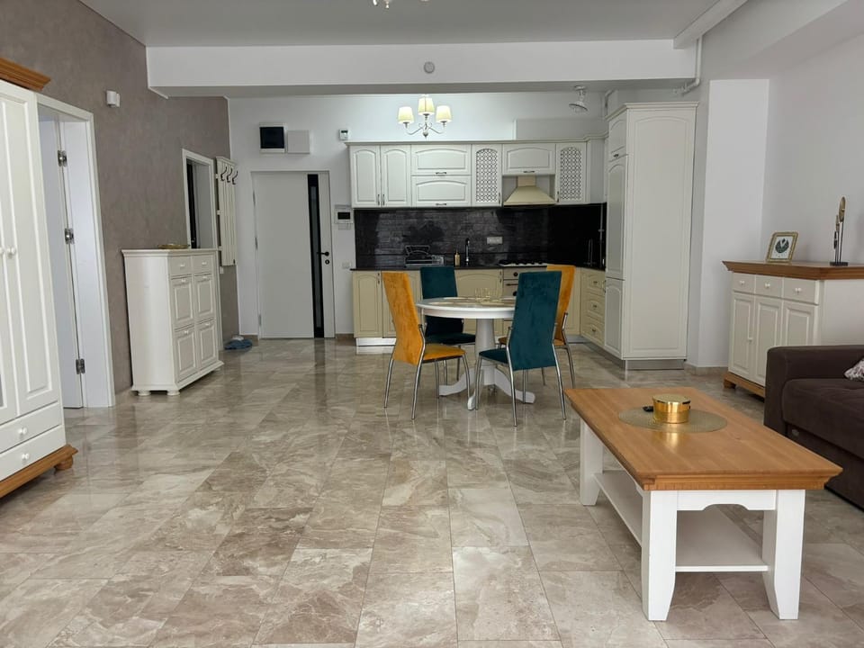 Living room, Seating area, Dining area