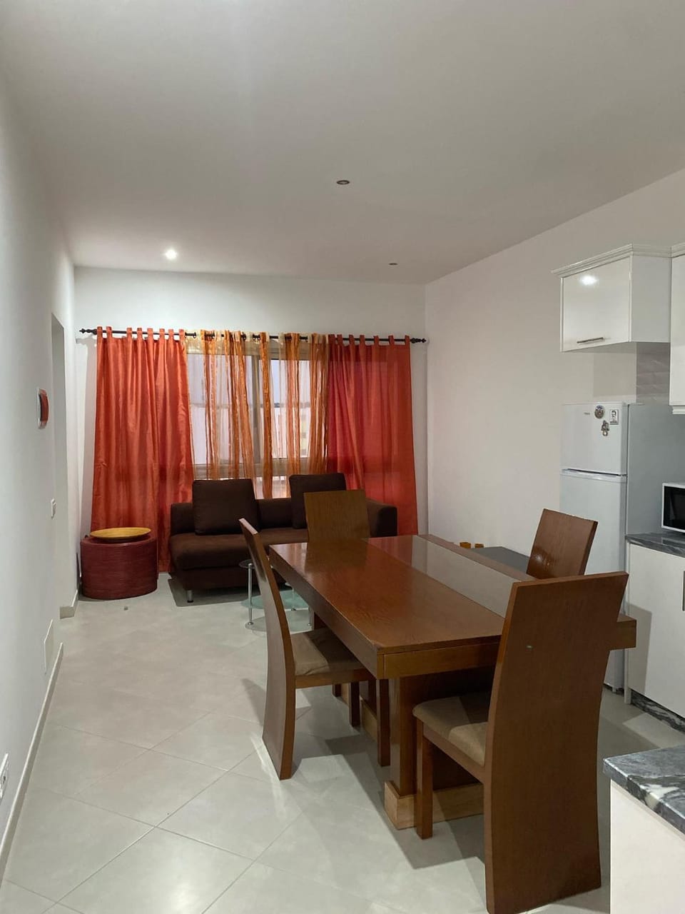 Kitchen or kitchenette, Living room