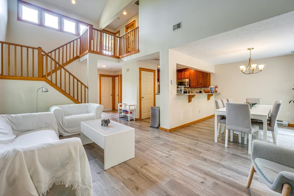 Tannersville Resort Home w/ Deck & Gas Grill! House in Pocono Mountains
