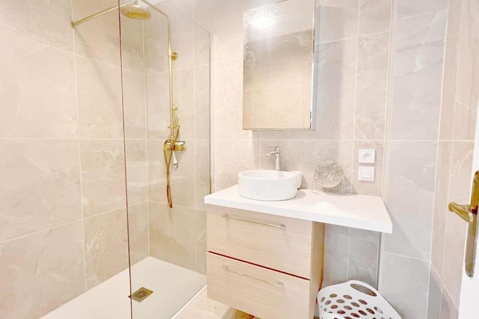 Le Villermont - Liberation Centre Ville Apartment in Nice