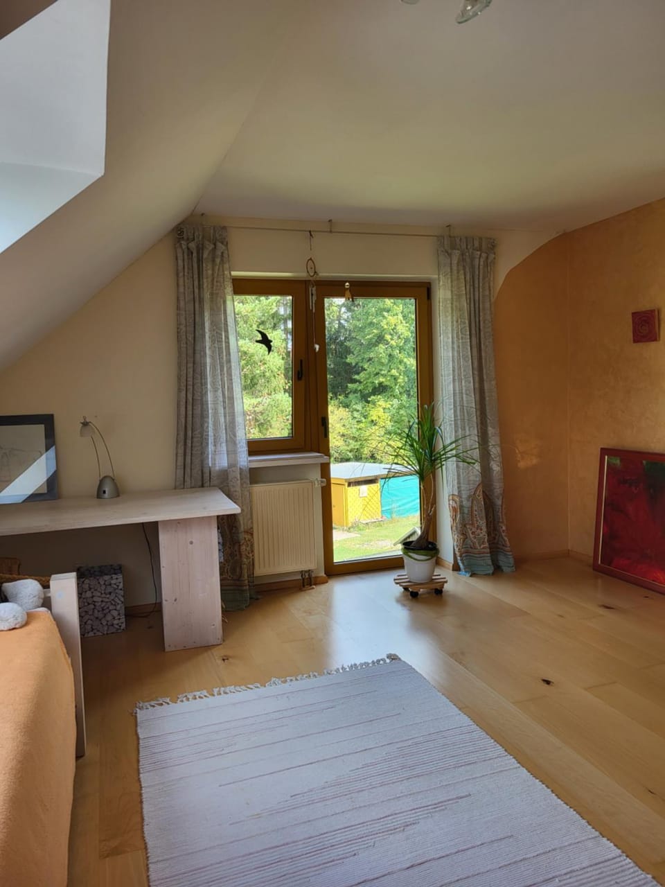 Photo of the whole room