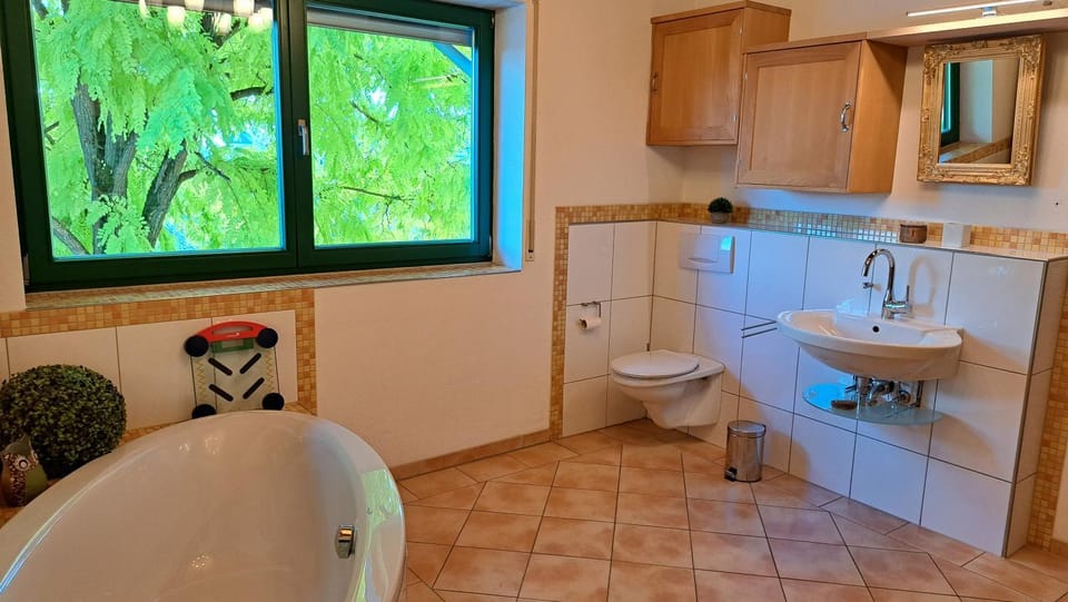 Toilet, Bathroom, Bath