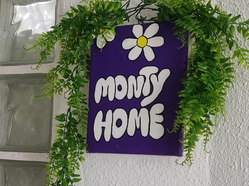 Logo/Certificate/Sign, Text overlay