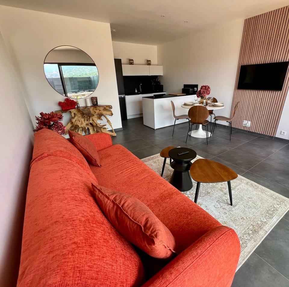 À Casetta Porticcio Spacieux T2 50m2 Neuf Terrasse & Jardin privatif à 3min des plus belles plages Apartment in Ajaccio