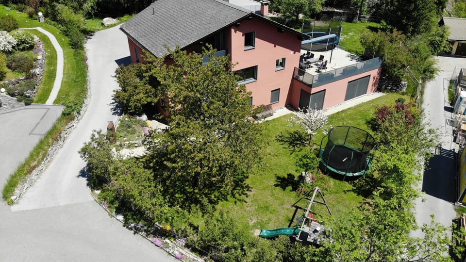 Bird's eye view, Garden