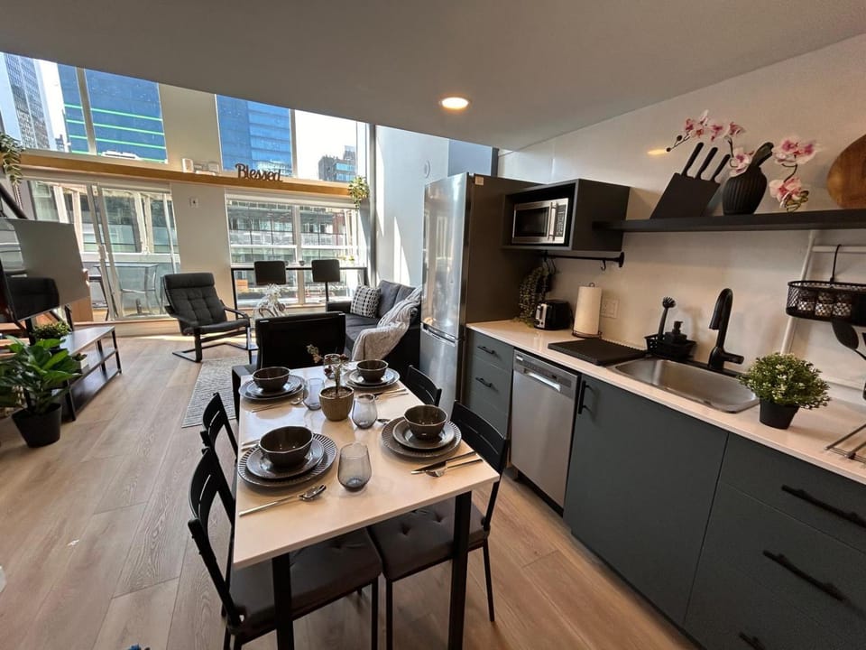 Kitchen or kitchenette, Living room, Dining area