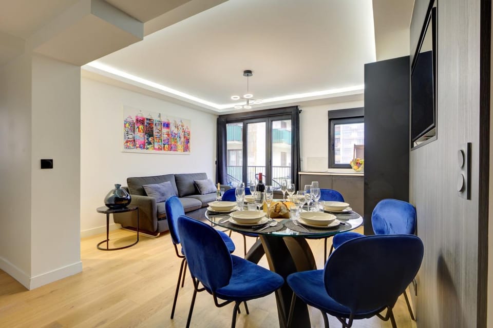 TV and multimedia, Dining area