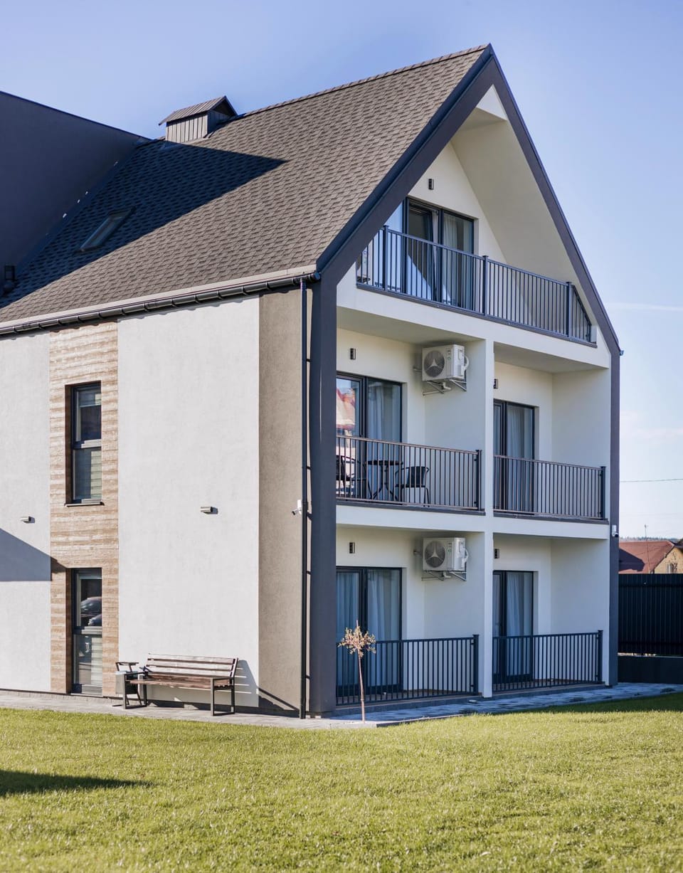 Property building, Spring, Day