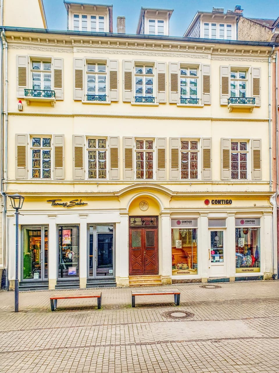 Property building, Facade/entrance