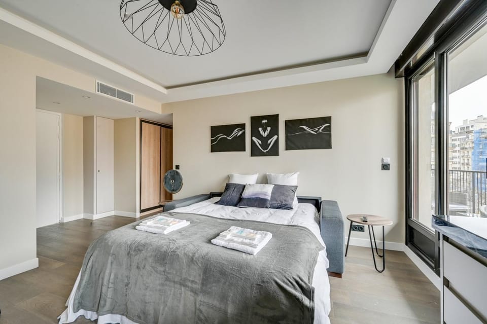 Bed, Bedroom