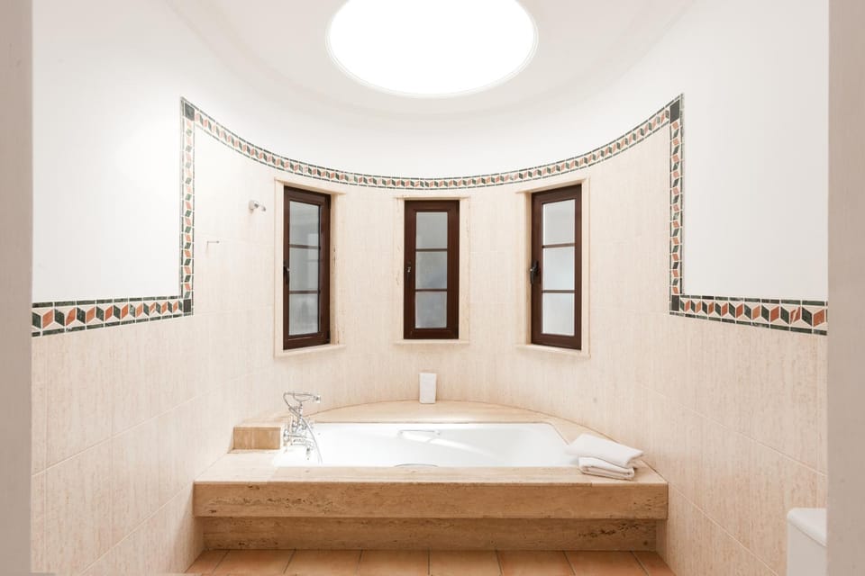 Bellavista, piscina privada climatizada y sauna House in Isla de Lanzarote
