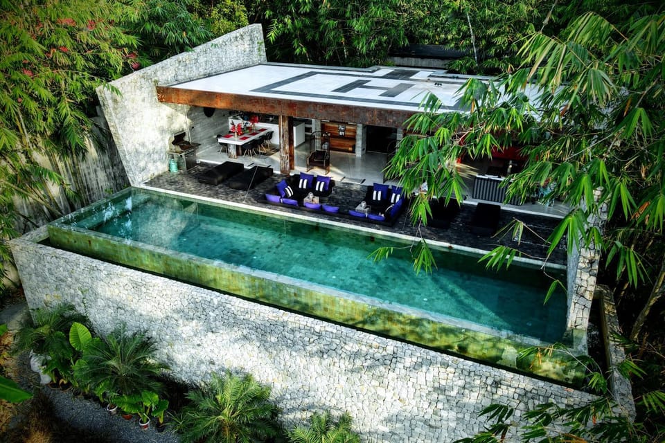 Property building, BBQ facilities, Living room, Dining area, Swimming pool, sunbed, sunbed, kitchen