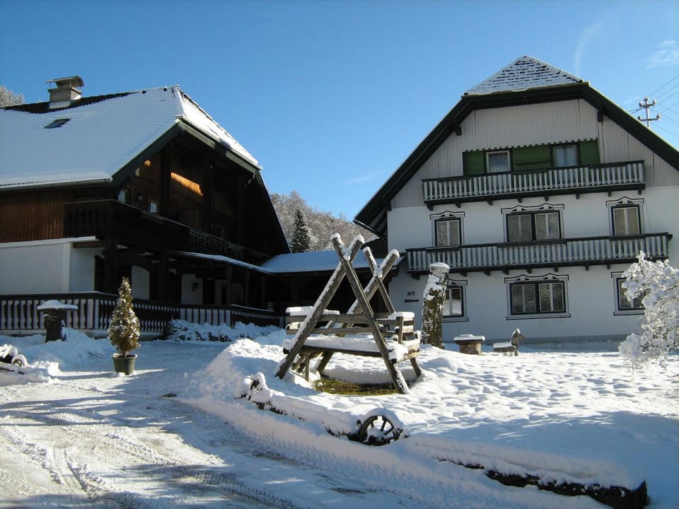 Property building, Winter