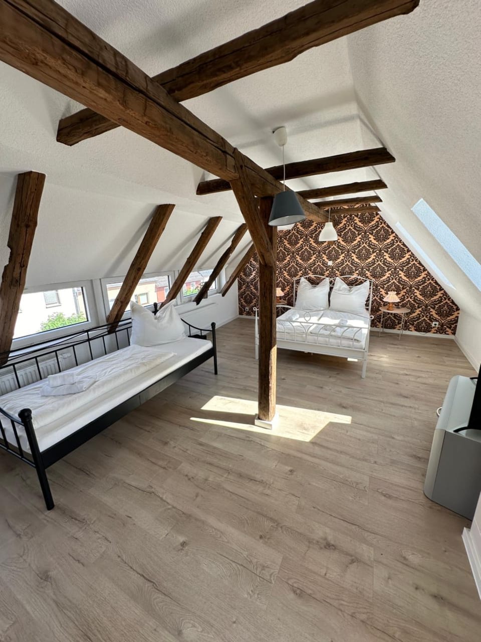 Photo of the whole room, Bedroom