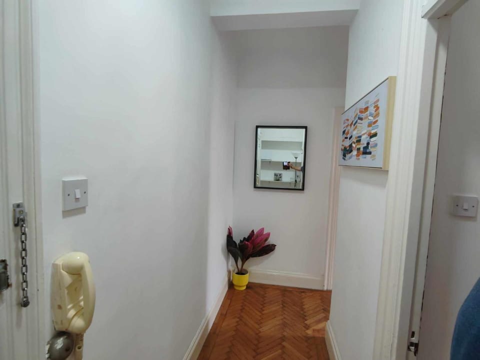One bedroom apartment by Bayswater, Hyde Park Apartment in City of Westminster
