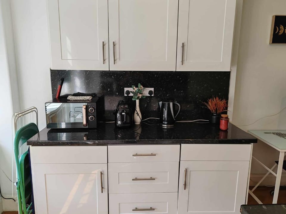 One bedroom apartment by Bayswater, Hyde Park Apartment in City of Westminster