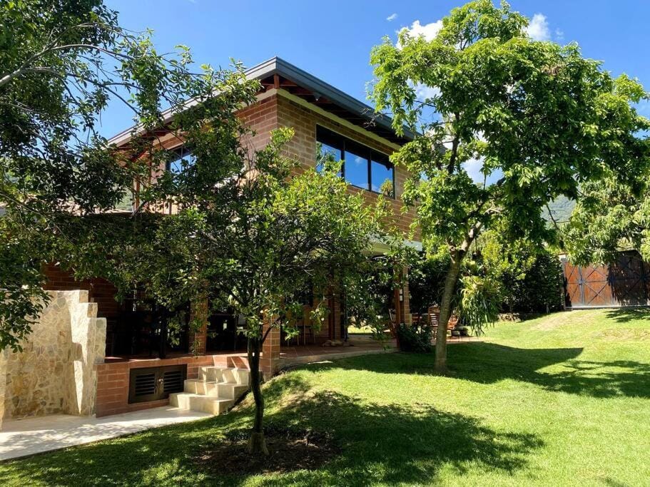Property building, Day, Natural landscape, Garden