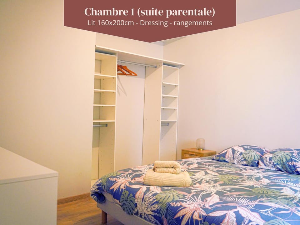 Idéal pour couple, famille&pros - jusqu'à 6 pers - Classé 2 étoiles - Baignoire Balnéo - Espace de travail dédié - A 10min de la gare SNCF, du centre ville d'Angoulême, et du Musée de la BD - Parking privé et gratuit - Wifi gratuit House in Angoulême