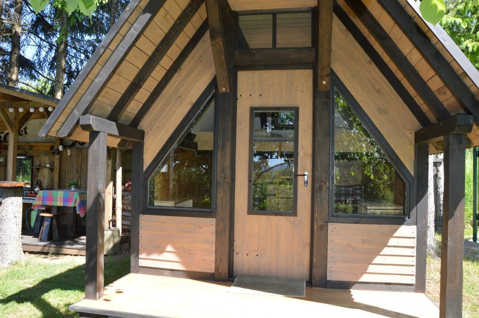 Property building, Day, Garden