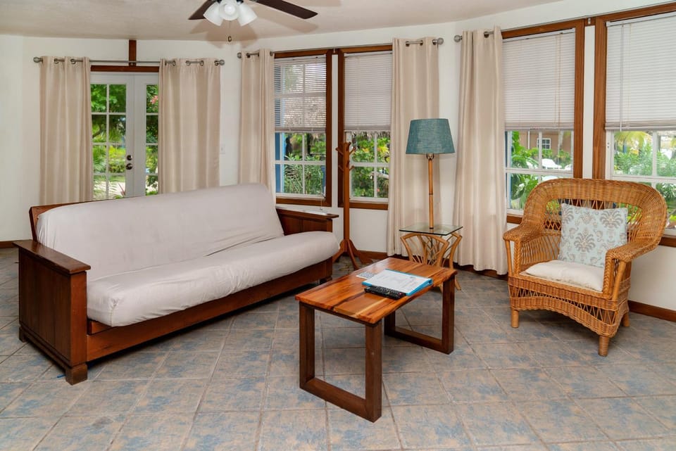 White Sands Cove E01-Partial Ocean View 2 BR by Stay Floreo Apartment hotel in Belize District