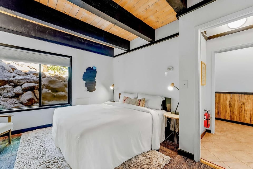 Lake Tahoe Vacation Rental w Patio & Pool Access House in Kings Beach