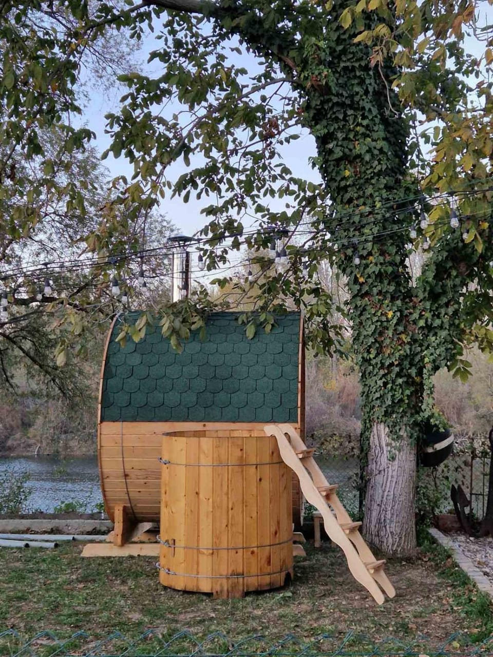Garden, On site