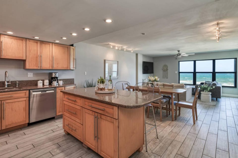 Sand Dollar 306 House in Crescent Beach