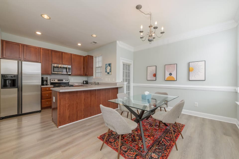 Cozy Corner Townhome House in Cornelius
