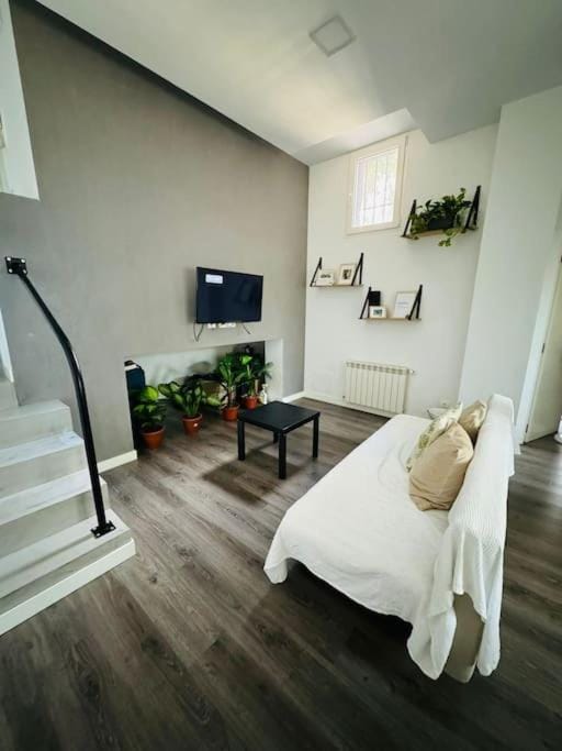 Amplio y cómodo apartamento en Ciudad Lineal Apartment in Madrid