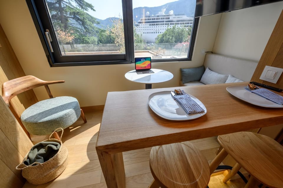 Modular Sea view Spa Studio Apartment in Kotor