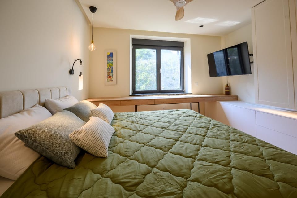 Modular Sea view Spa Studio Apartment in Kotor