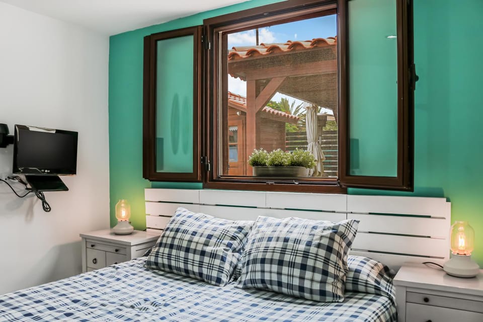 Lux 2BR Maspalomas Pool Terrace Apartment in Maspalomas