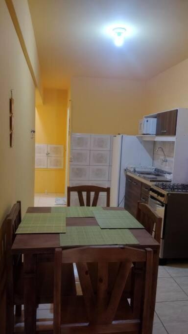 Apartamento confortável, central na Avenida Apartment in Corrientes Province, Argentina