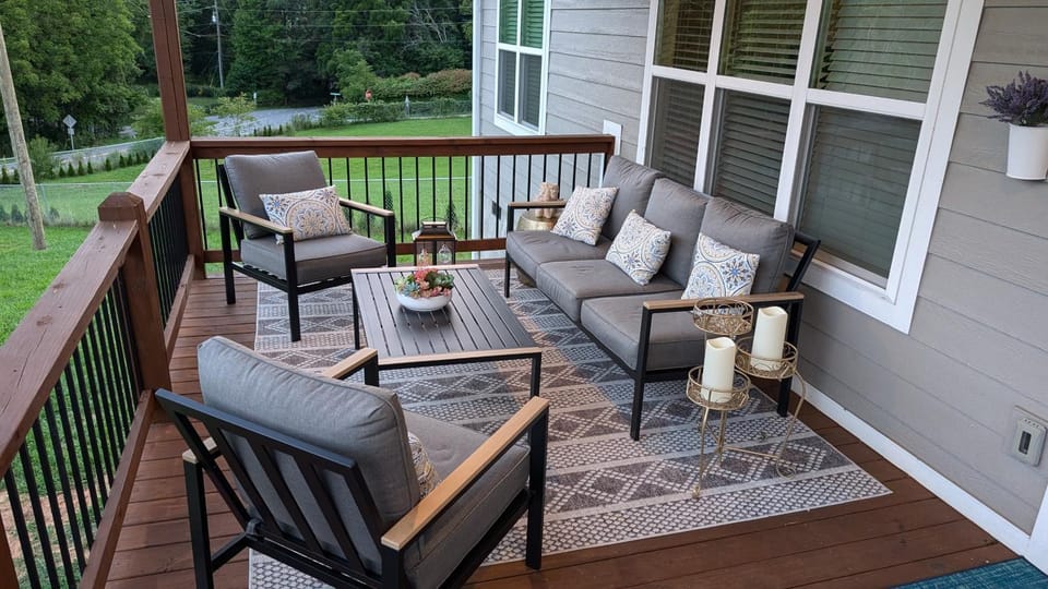 Blueridge Brew View House in Fairview