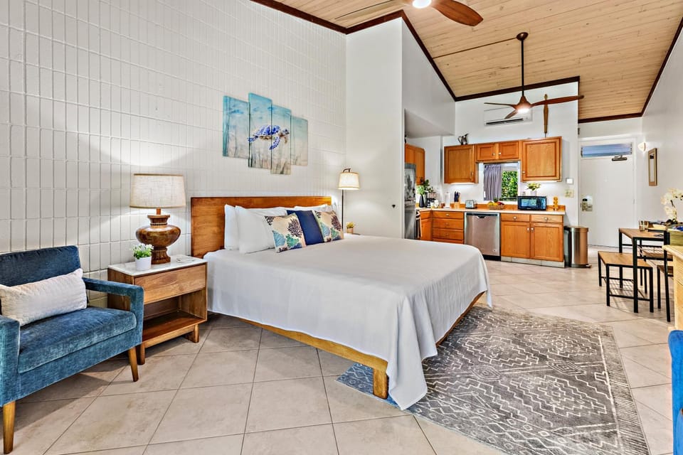 Napili Shores C220 Apartment in Kapalua