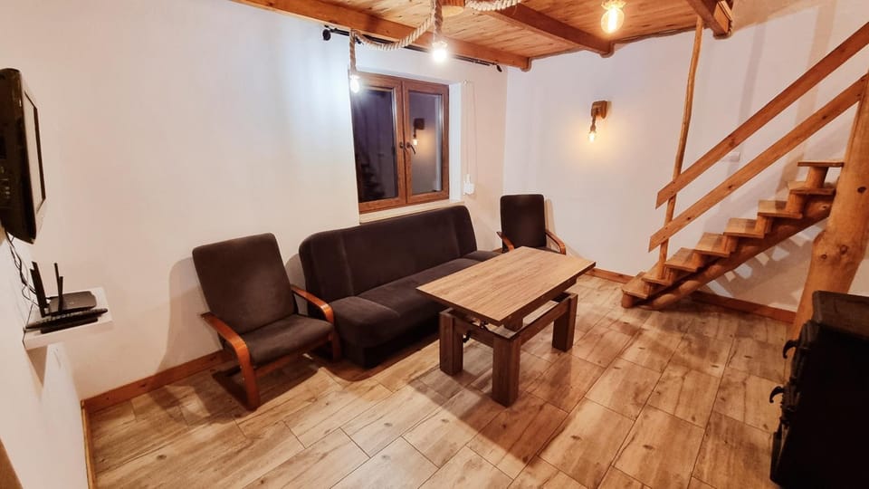 Communal lounge/ TV room, Living room