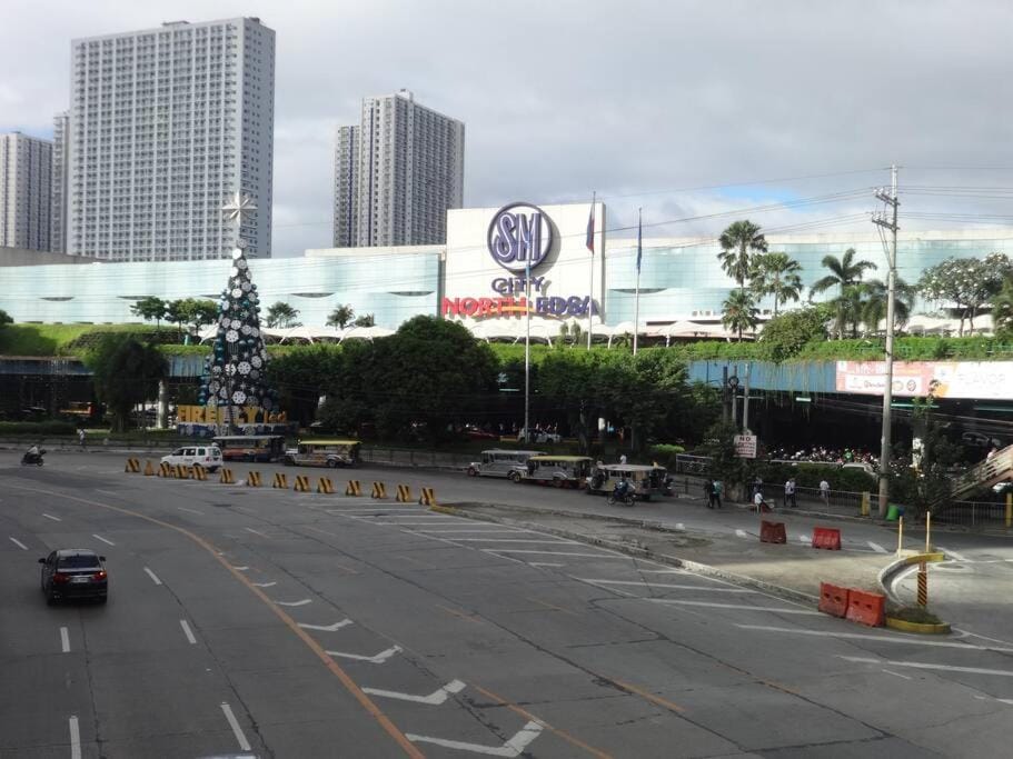 Property building, Street view, Location