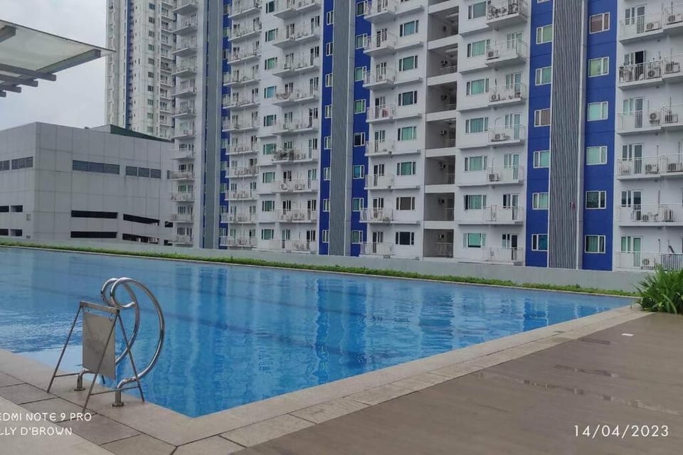 Property building, Pool view, Swimming pool