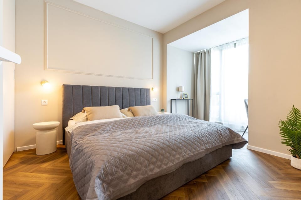 AH Luxury Designer Aparment Bastova Apartment in Slovakia
