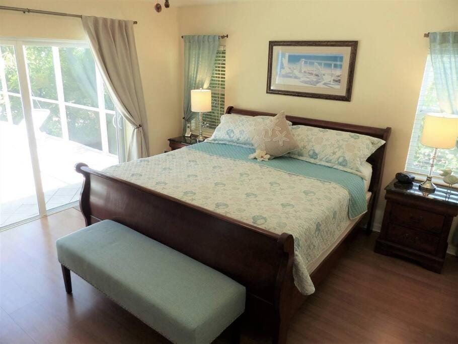 Villa Lahaina your perfect tropical getaway House in Cape Coral